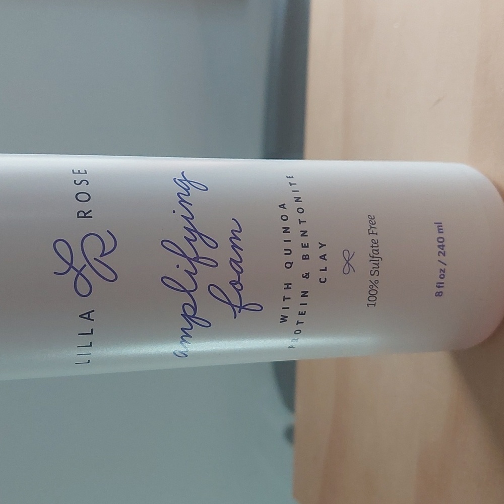 Lilla Rose Amplifying Foam - Picture 2 of 3